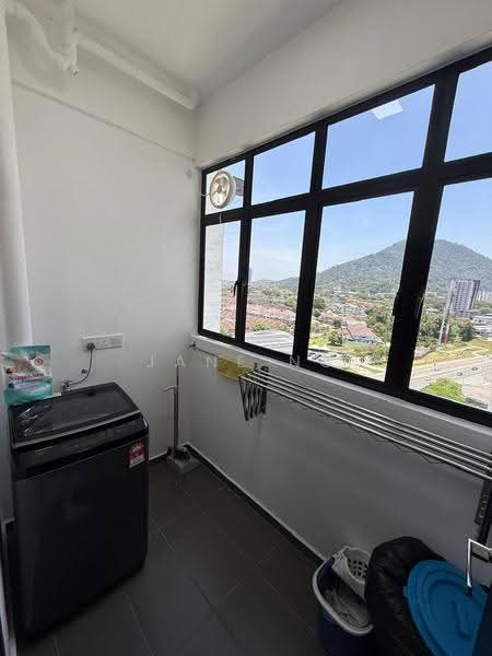 Kediaman Servis untuk Disewa di MARC Residences - Jane Ng - Balcony - PropertyGuru.com.my