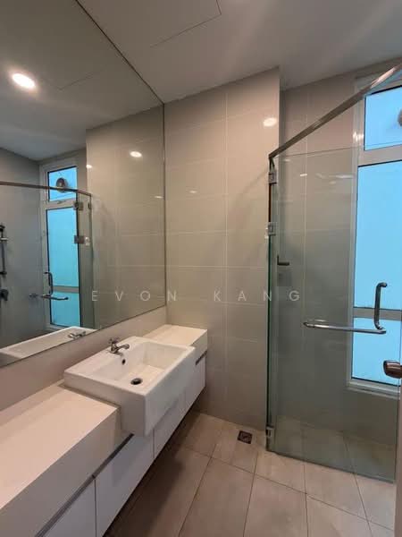 Kondominium untuk Disewa di Ferringhi Residence - Evon Kang - Bathroom - PropertyGuru.com.my