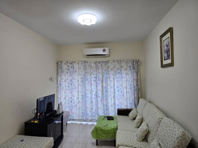 Condominium for Rent at Casa Puteri Condominium - Jack Wong - Living Room - PropertyGuru.com.my
