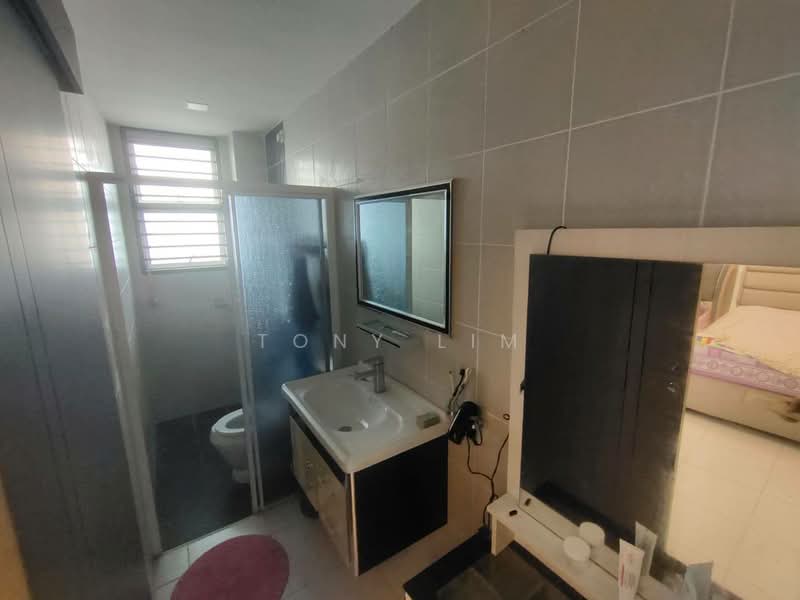 2-storey Terraced House for Rent in Austin (Johor Bahru) - Tony Lim - Bathroom - PropertyGuru.com.my