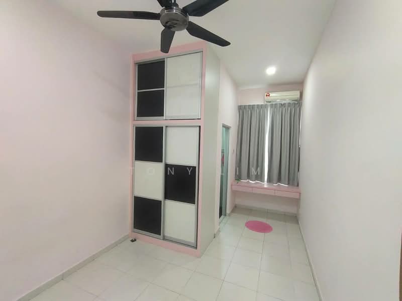 2-storey Terraced House for Rent in Austin (Johor Bahru) - Tony Lim - Bedroom - PropertyGuru.com.my