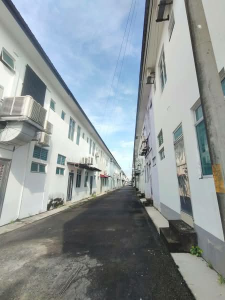 2-storey Terraced House for Rent in Austin (Johor Bahru) - Tony Lim - Exterior - PropertyGuru.com.my