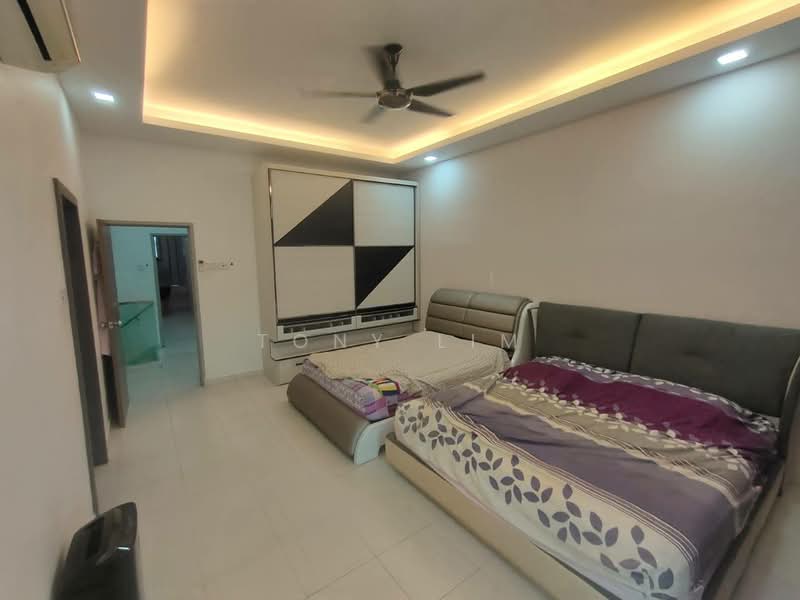 2-storey Terraced House for Rent in Austin (Johor Bahru) - Tony Lim - Bedroom - PropertyGuru.com.my