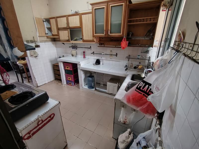 Rumah Teres 2 Tingkat untuk Dijual di Taman Sri Rampai (Wangsa Maju) - Amber Ng - Kitchen - PropertyGuru.com.my