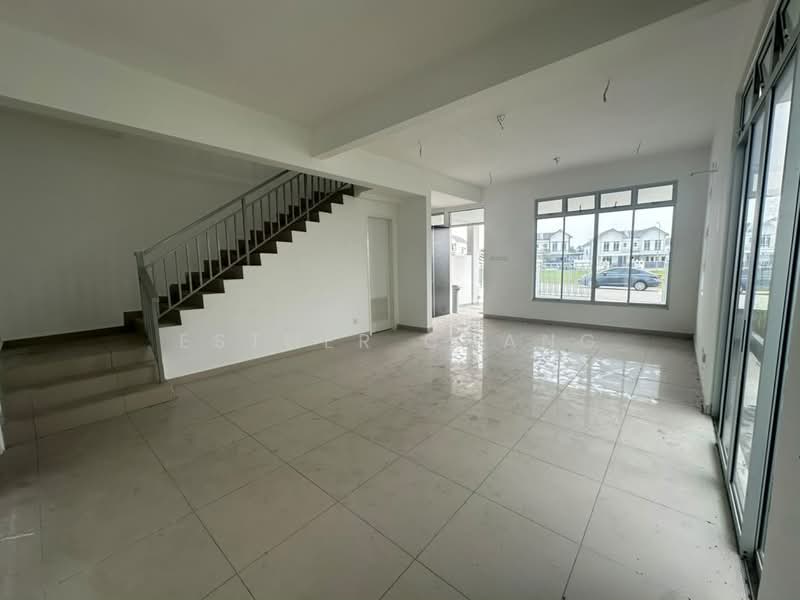 Cluster House for Sale in Johor Bahru (Johor) - Esther Chang - Living Room - PropertyGuru.com.my