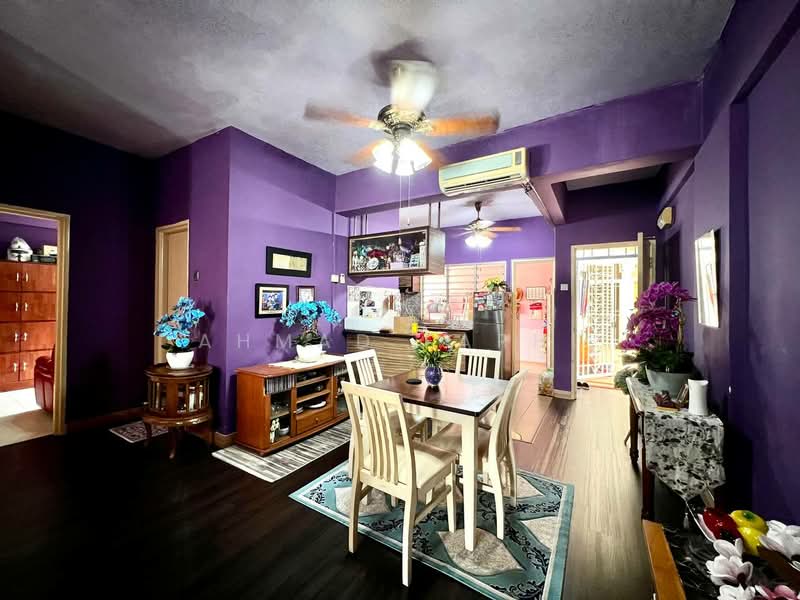 Condominium for Sale at Nilam Puri - Ahmad Farhi - Living Room - PropertyGuru.com.my