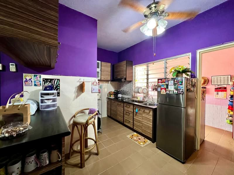 Condominium for Sale at Nilam Puri - Ahmad Farhi - Kitchen - PropertyGuru.com.my