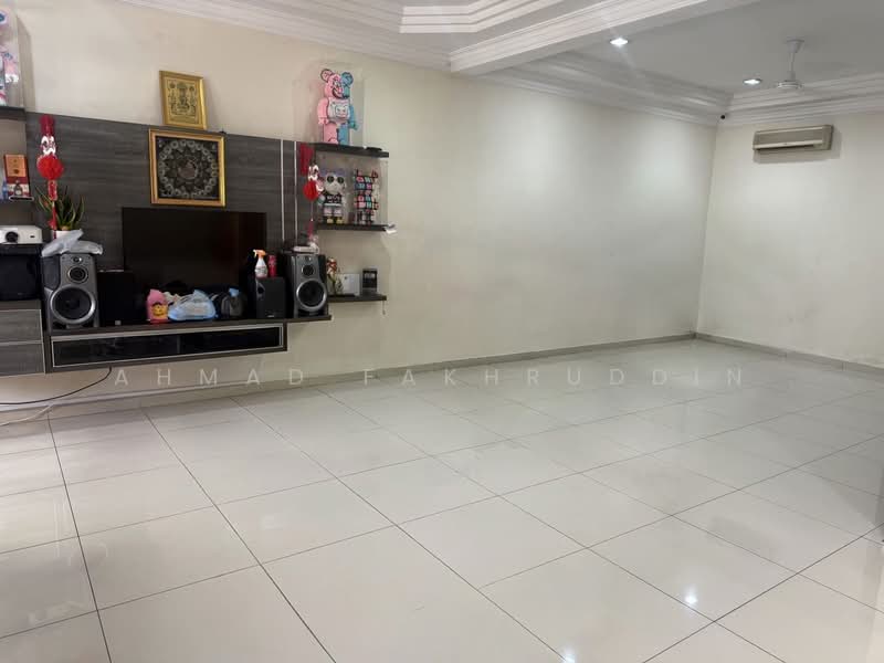 Rumah Teres 2.5 Tingkat untuk Dijual di Taman Suria (Johor Bahru) - Ahmad Fakhruddin - PropertyGuru.com.my