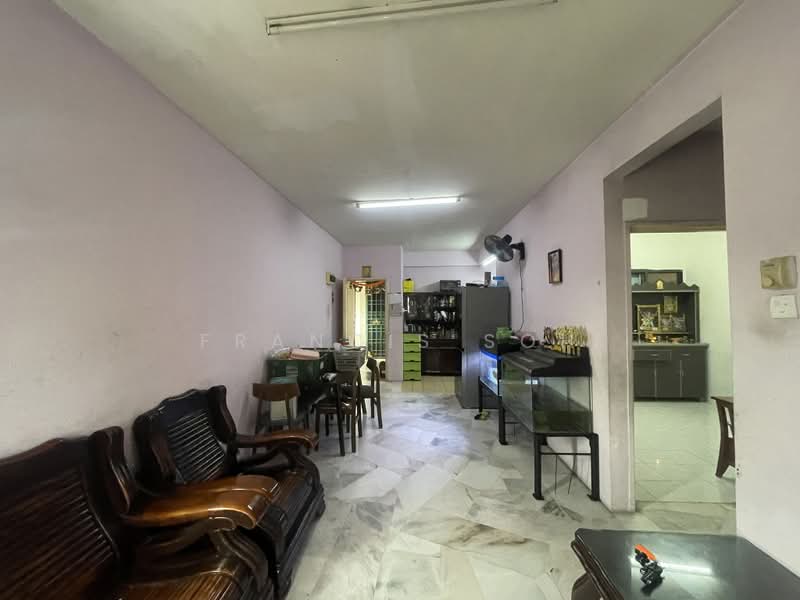 Condominium for Sale at Desaminium Flora - Francis Soh - Living Room - PropertyGuru.com.my