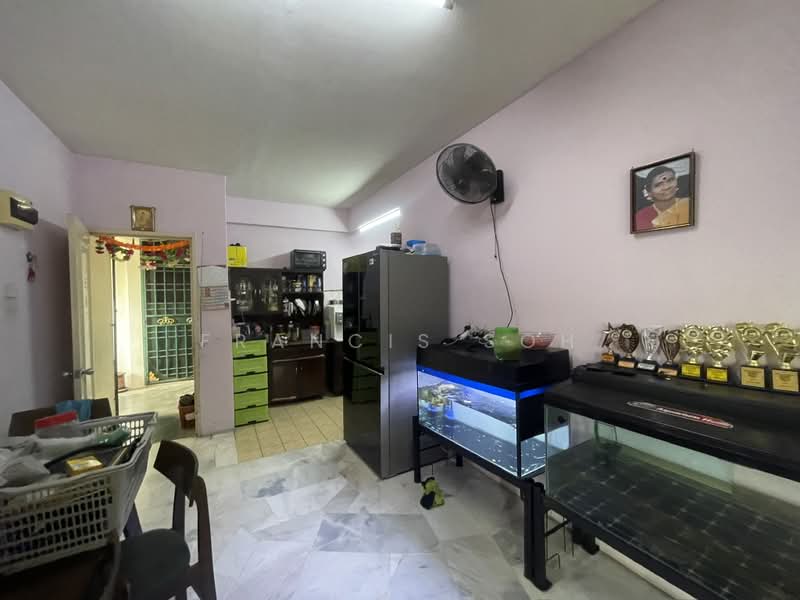Condominium for Sale at Desaminium Flora - Francis Soh - Living Room - PropertyGuru.com.my