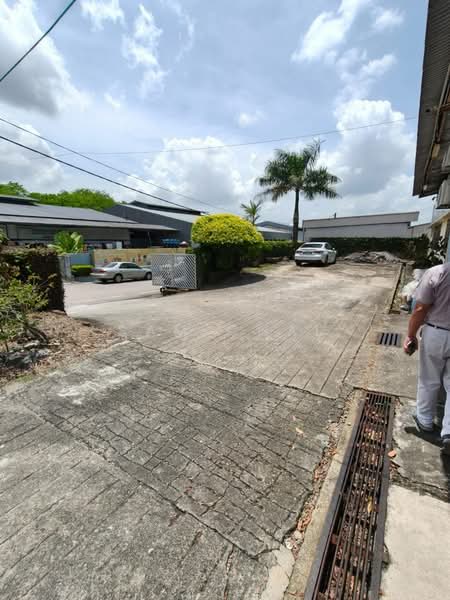 Semi-D Factory for Sale in Taman Johor (Tampoi) - Sam Chai - Exterior - PropertyGuru.com.my