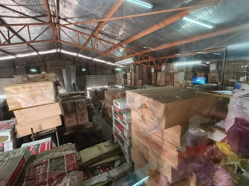 Semi-D Factory for Sale in Taman Johor (Tampoi) - Sam Chai - Interior - PropertyGuru.com.my