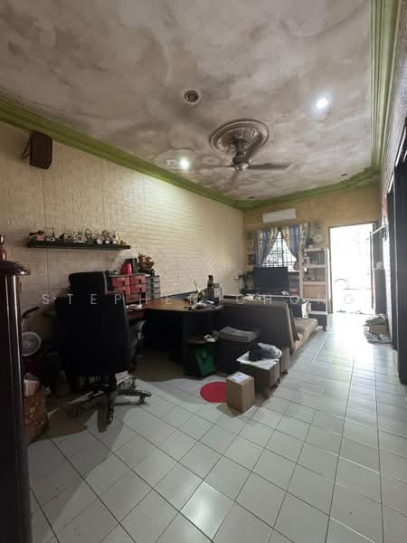 Rumah Teres 1-Tingkat untuk Dijual di Taman Johor Jaya (Johor Bahru) - Stephen Chong - Study - PropertyGuru.com.my