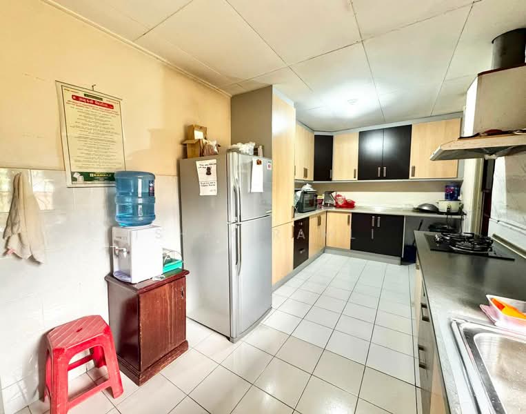 Bungalow House untuk Dijual di Taman Puncak Perdana (Shah Alam) - Ishak Ramli - Kitchen - PropertyGuru.com.my