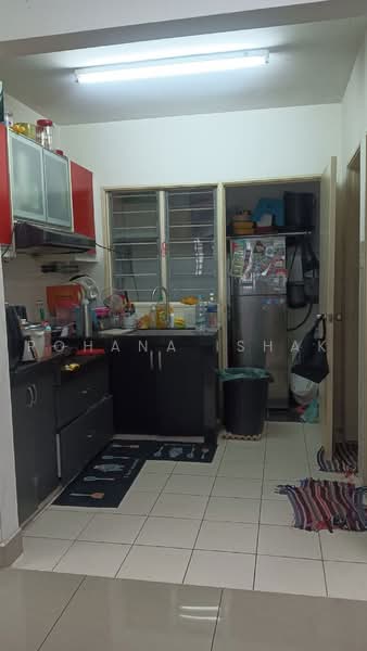 Apartment for Sale at Pangsapuri Sentosa - Rohana Ishak - Kitchen - PropertyGuru.com.my