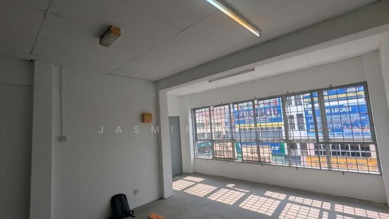 Shop / Office untuk Disewa di Bandar Damai Perdana (Cheras) - Jasmine Yap - Interior - PropertyGuru.com.my