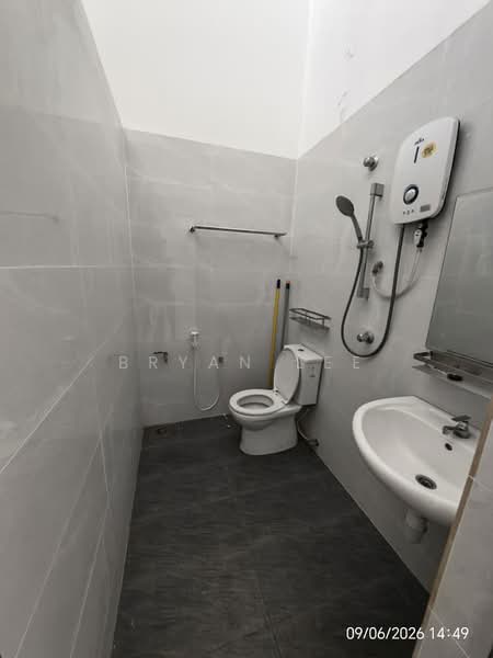 2-storey Terraced House for Sale in Petaling Jaya (Selangor) - Bryan Lee - Bathroom - PropertyGuru.com.my