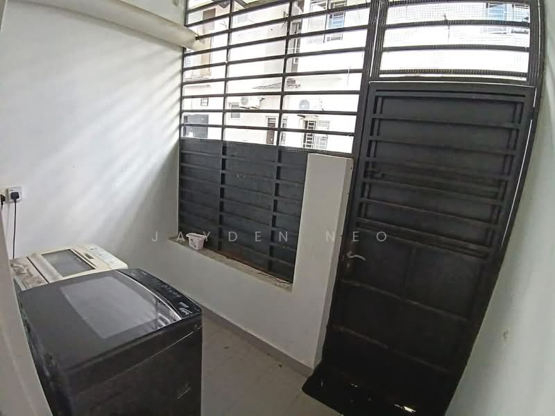 2-storey Terraced House for Sale in Taman Nusa Idaman (Iskandar Puteri (Nusajaya)) - Jayden Neo - Balcony - PropertyGuru.com.my