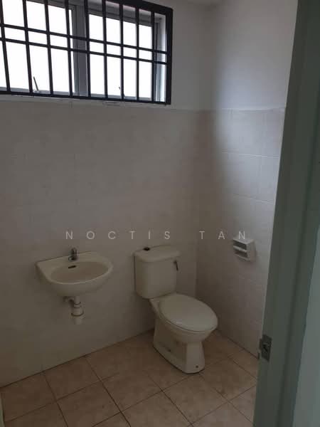 3-storey Terraced House for Sale in Kulai (Johor) - Noctis Tan - Bathroom - PropertyGuru.com.my
