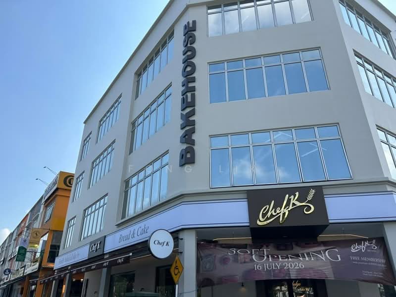 Shop for Rent in Austin Crest (Johor Bahru) - Fong Lik - Exterior - PropertyGuru.com.my