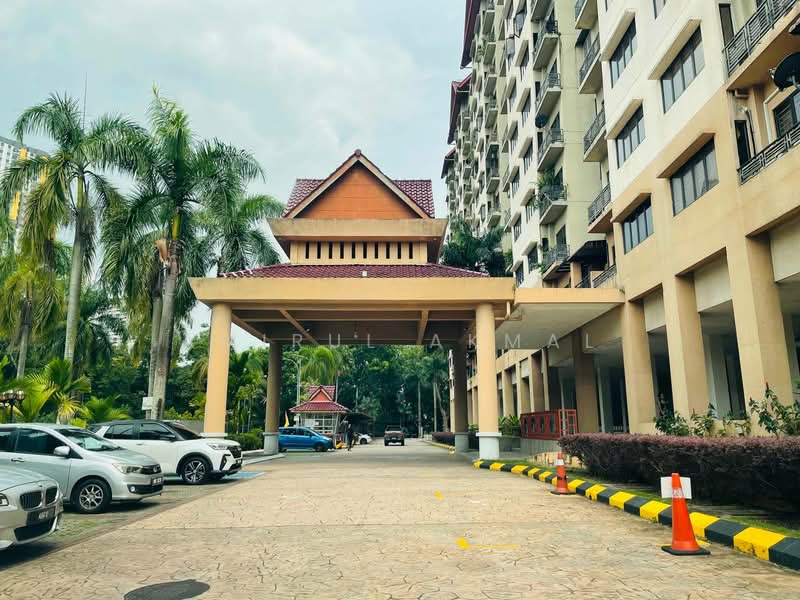 Pangsapuri untuk Dijual di Kristal Villa - Amirul Akmal - Exterior - PropertyGuru.com.my