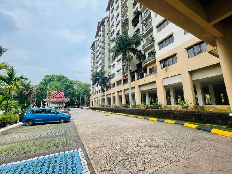 Pangsapuri untuk Dijual di Kristal Villa - Amirul Akmal - Exterior - PropertyGuru.com.my