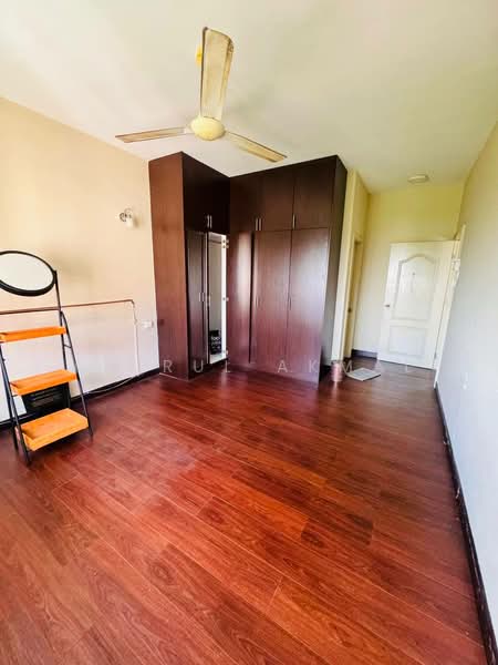 Pangsapuri untuk Dijual di Kristal Villa - Amirul Akmal - Bedroom - PropertyGuru.com.my