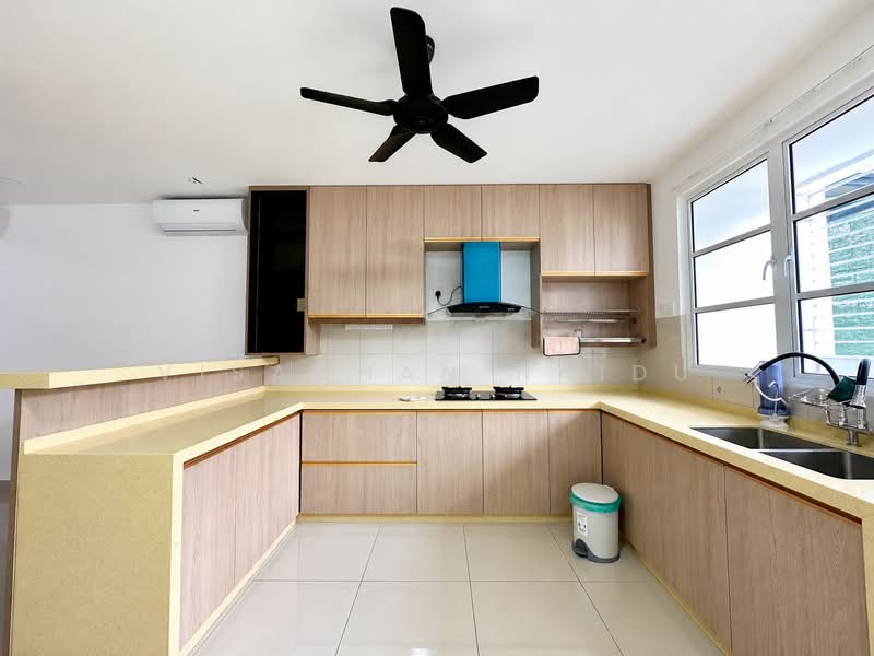 2-storey Terraced House for Rent in Rawang (Selangor) - Visaghan Naidu - Kitchen - PropertyGuru.com.my