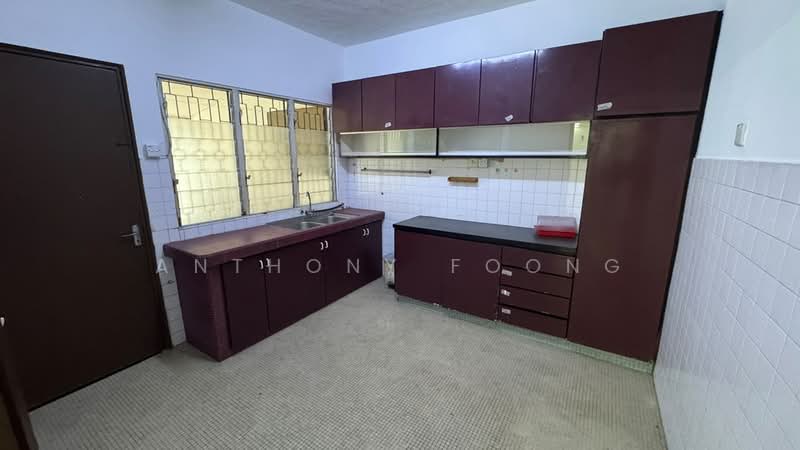 Rumah Teres 2 Tingkat untuk Dijual di Seksyen 22, Damansara Jaya (Petaling Jaya) - Anthony Foong - Kitchen - PropertyGuru.com.my