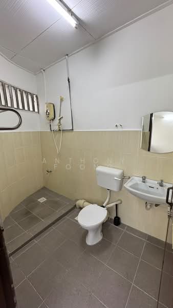 Rumah Teres 2 Tingkat untuk Dijual di Seksyen 22, Damansara Jaya (Petaling Jaya) - Anthony Foong - Bathroom - PropertyGuru.com.my