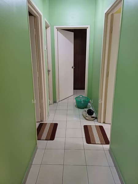 Kondominium untuk Dijual di Cengal Condominium - Ming Feng - Corridor - PropertyGuru.com.my