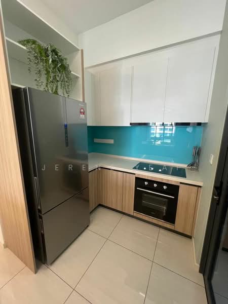 Kondominium untuk Disewa di Queens Residences Q1 @ Queens Waterfront - Jerene Yeap - Kitchen - PropertyGuru.com.my