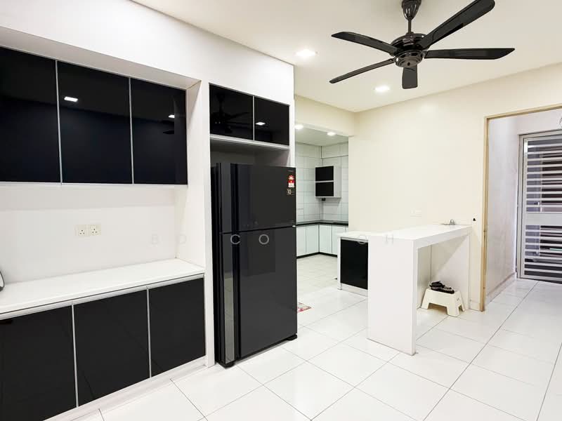 Condominium for Rent at Elit Heights @ Bayan City - Bosco Teoh - Kitchen - PropertyGuru.com.my