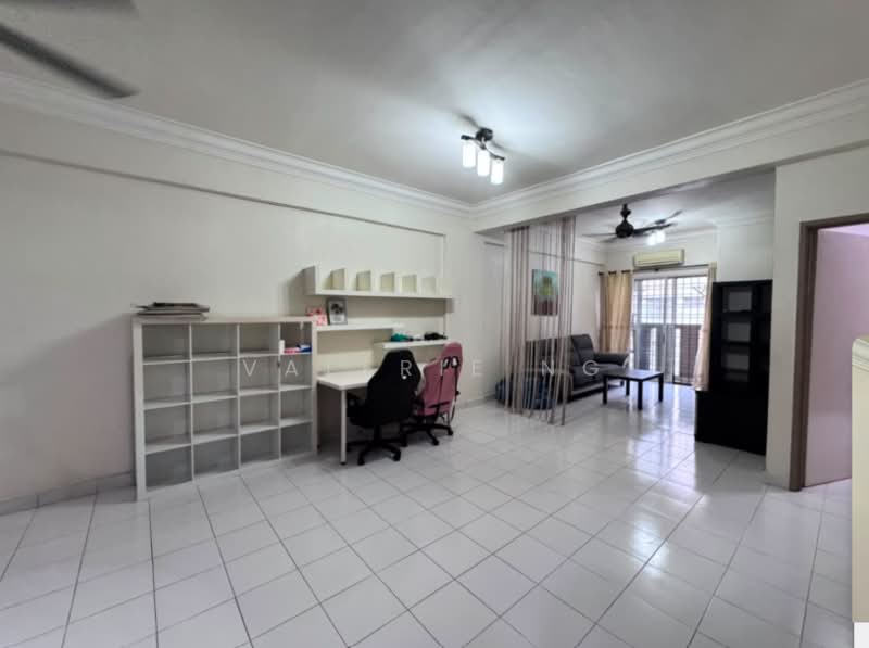 Servis Apartment untuk Dijual di Fortune Avenue - Valerie Ng - Living Room - PropertyGuru.com.my