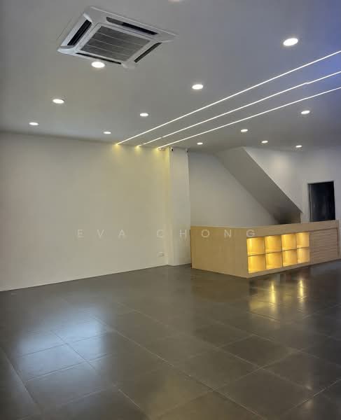 Shop for Sale in Sungai Besi (Kuala Lumpur) - Eva Chong - Interior - PropertyGuru.com.my