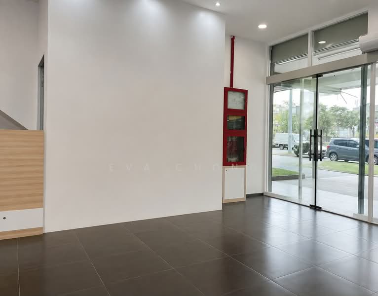 Shop for Sale in Sungai Besi (Kuala Lumpur) - Eva Chong - Entrance - PropertyGuru.com.my