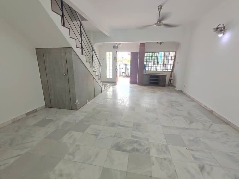 Rumah Teres 2 Tingkat untuk Dijual di Taman Sri Rampai (Wangsa Maju) - Amber Ng - Living Room - PropertyGuru.com.my