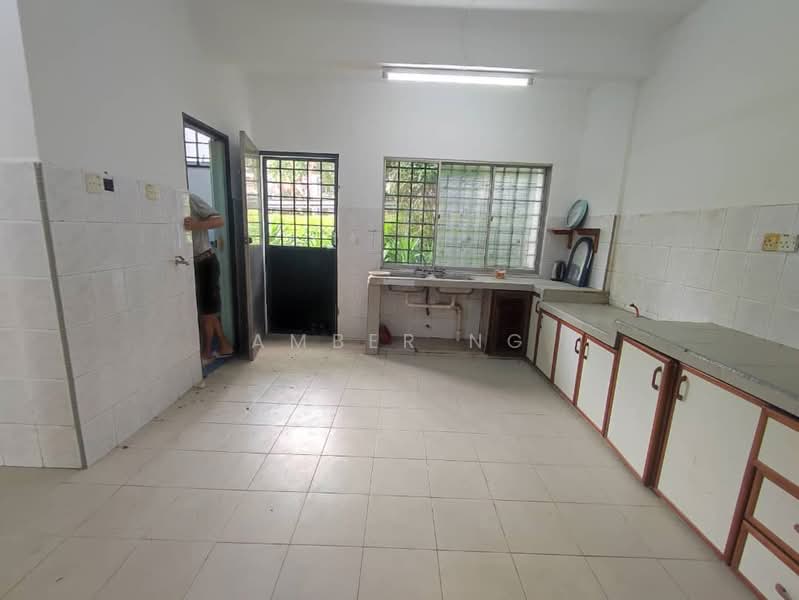 Rumah Teres 2 Tingkat untuk Dijual di Taman Sri Rampai (Wangsa Maju) - Amber Ng - Kitchen - PropertyGuru.com.my