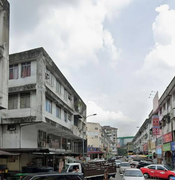 Shop for Sale in Ampang (Kuala Lumpur) - Lee Chin - Exterior - PropertyGuru.com.my