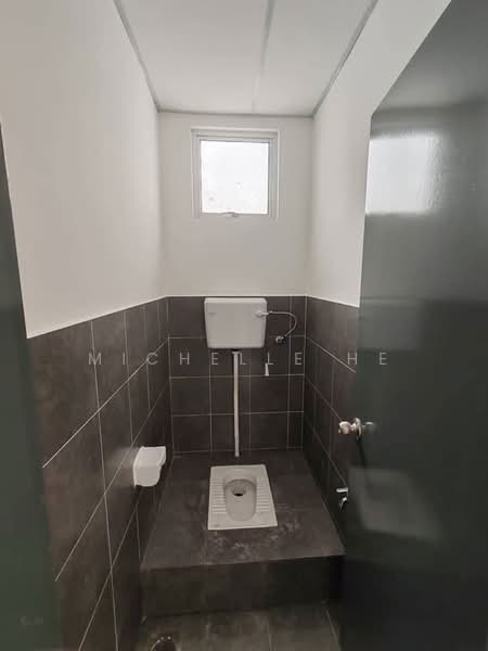 Shop / Office untuk Disewa di Bandar Indahpura (Kulai) - Michelle He - Bathroom - PropertyGuru.com.my