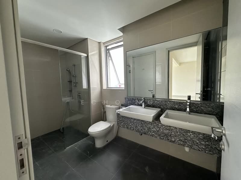 Kondominium untuk Dijual di The Westside One - Echo Ng - Bathroom - PropertyGuru.com.my