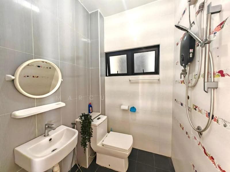 Condominium for Sale at Treetops Residence - Marcus Seng - Bathroom - PropertyGuru.com.my