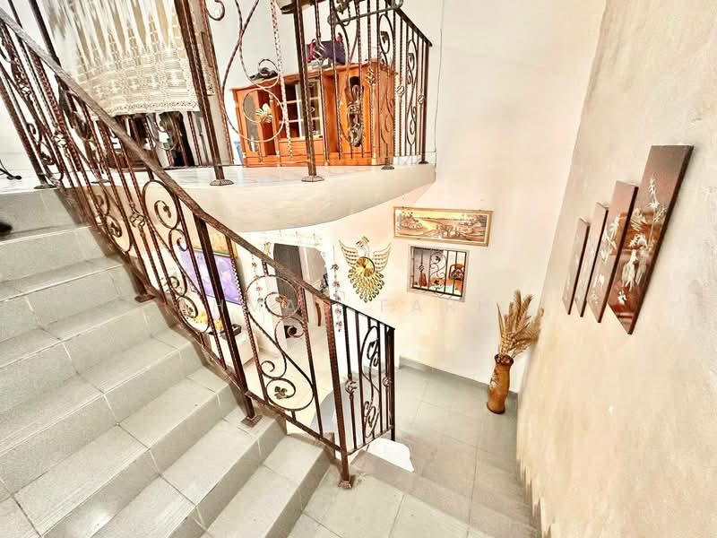 Rumah Teres 2-Tingkat untuk Dijual di Bandar Putra Permai (Seri Kembangan) - Ahmad Farhi - Interior - PropertyGuru.com.my