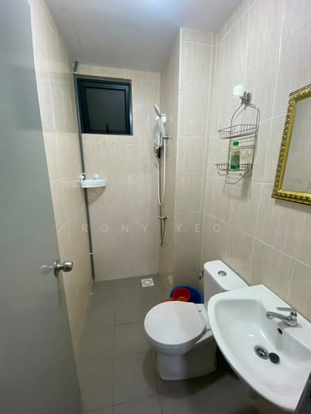 Kondominium untuk Disewa di Vista Bangi - Rony Yeo - Bathroom - PropertyGuru.com.my