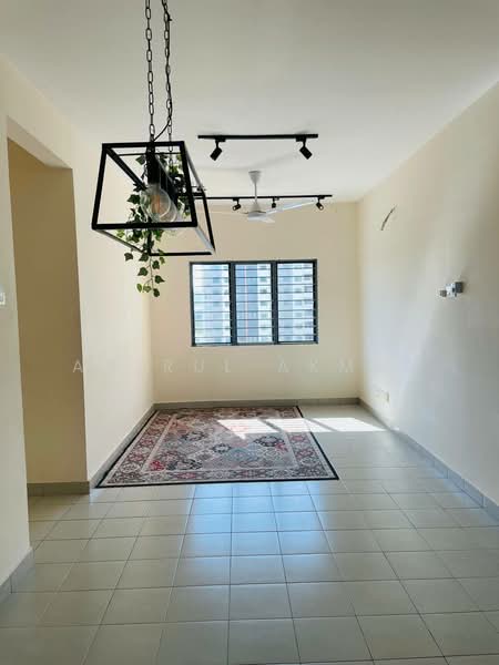 Pangsapuri untuk Dijual di Pangsapuri Seruling - Amirul Akmal - Living Room - PropertyGuru.com.my