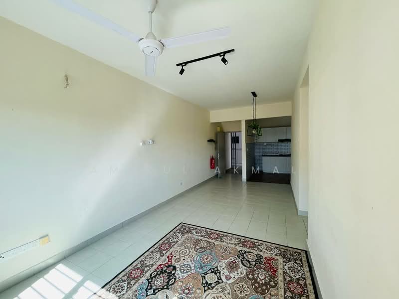 Pangsapuri untuk Dijual di Pangsapuri Seruling - Amirul Akmal - Living Room - PropertyGuru.com.my