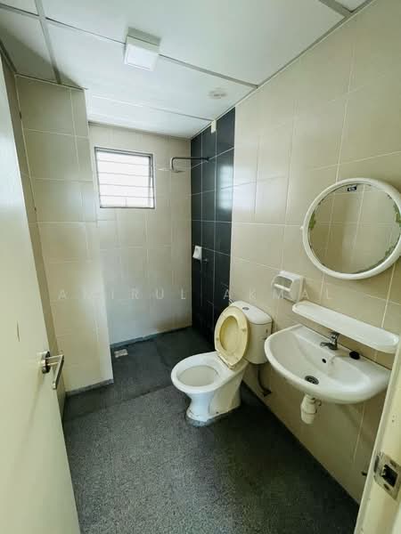 Pangsapuri untuk Dijual di Pangsapuri Seruling - Amirul Akmal - Bathroom - PropertyGuru.com.my
