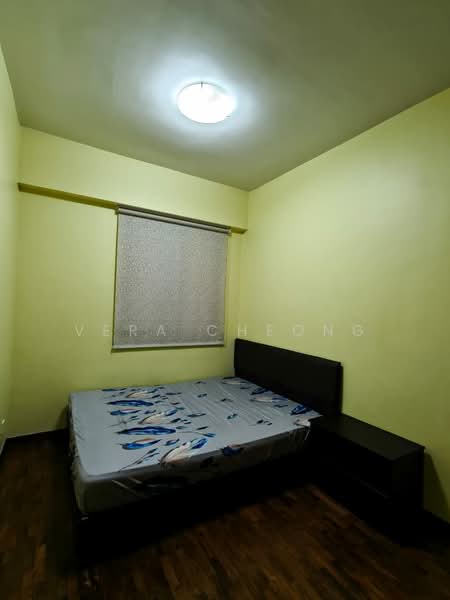 Pangsapuri untuk Disewa di Molek Pine 2 - Vera Cheong - Bedroom - PropertyGuru.com.my