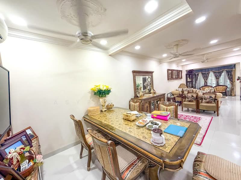 2-storey Terraced House for Sale in Alam Damai (Cheras) - Asyraf Azman - Living Room - PropertyGuru.com.my