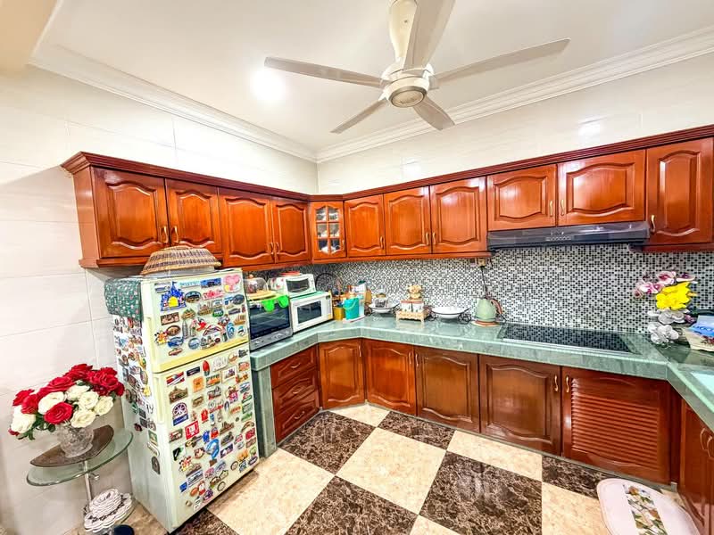 2-storey Terraced House for Sale in Alam Damai (Cheras) - Asyraf Azman - Kitchen - PropertyGuru.com.my